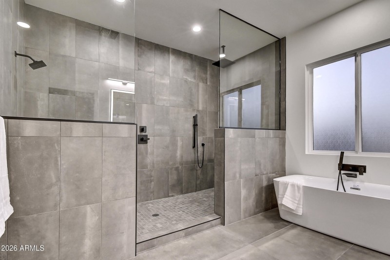 6401 E Larkspur Dr Shoot 2 (40)