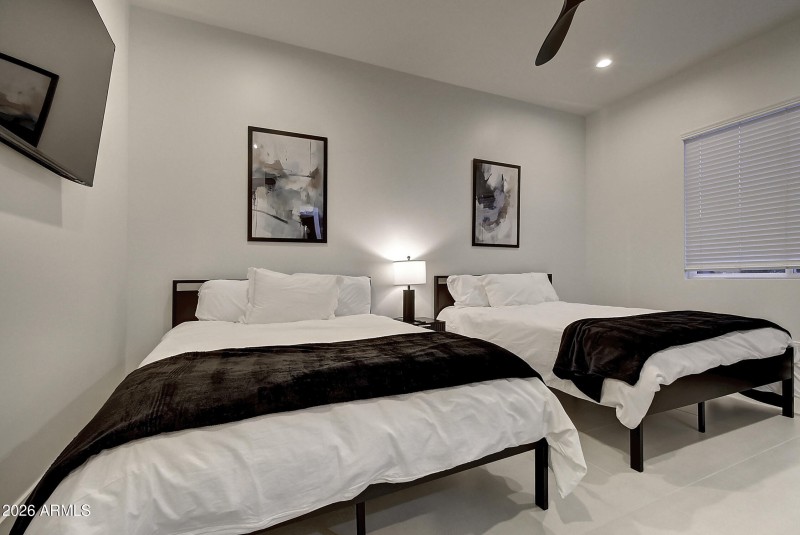 6401 E Larkspur Dr Shoot 2 (49)