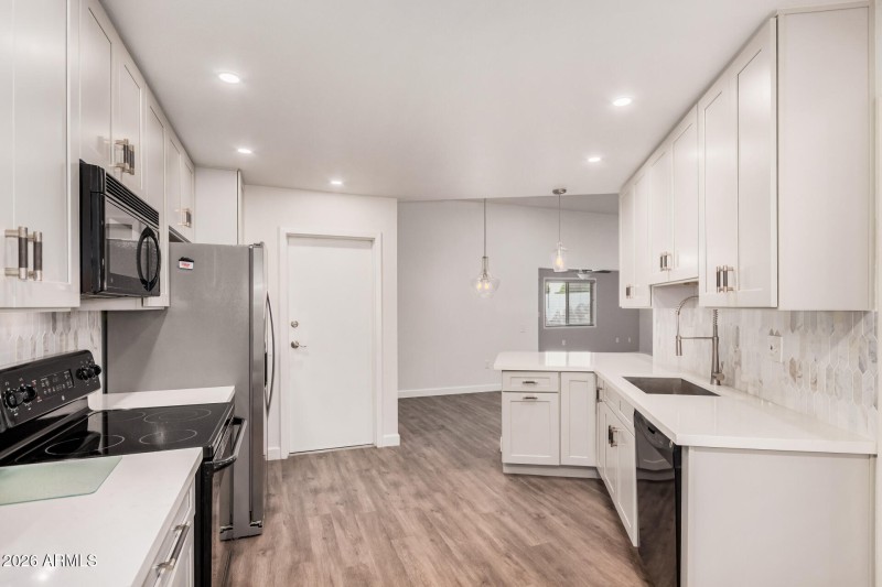 Kit Open to Dining/living