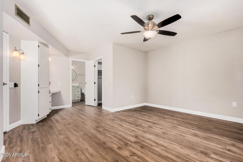 Primary with ceiling fan