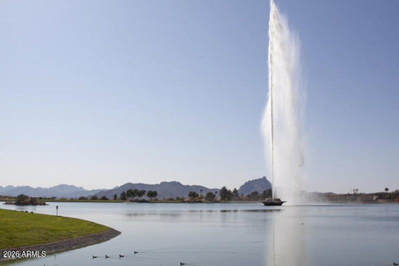 fountain in fountain hills