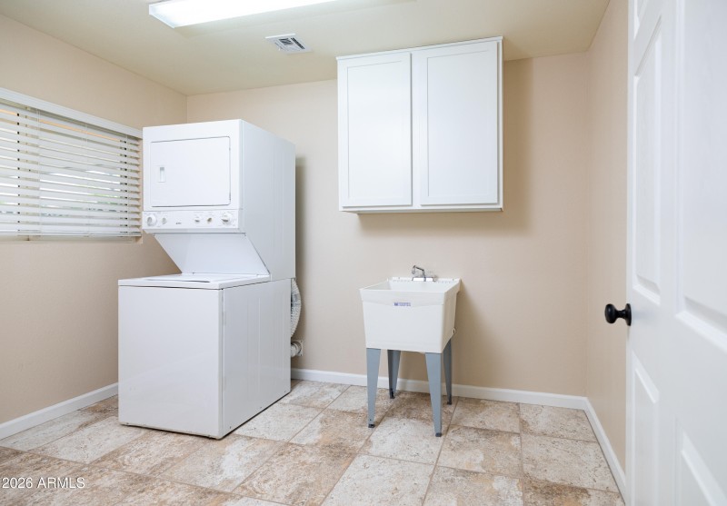 10229 W Desert Hills Dr. Sun City, AZ 85