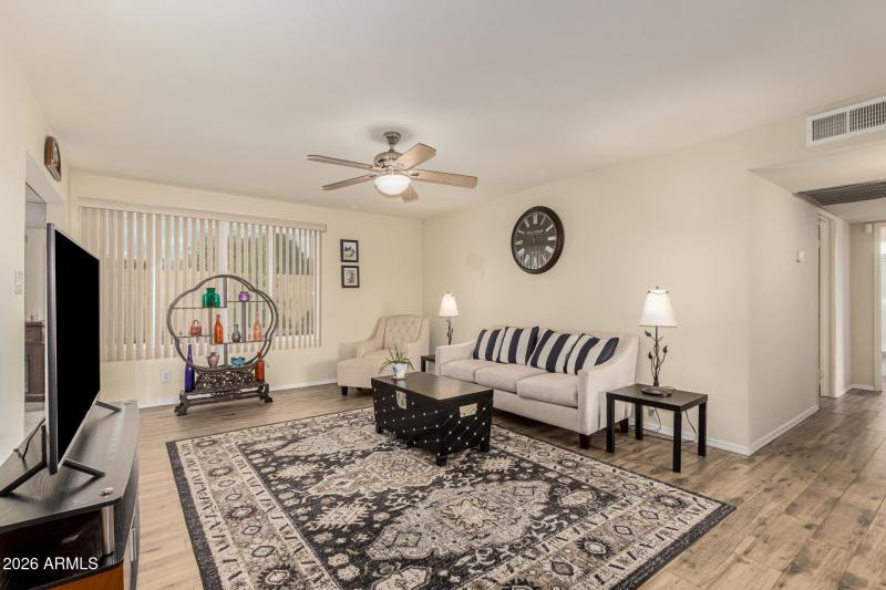 09 - Winnebago 11838