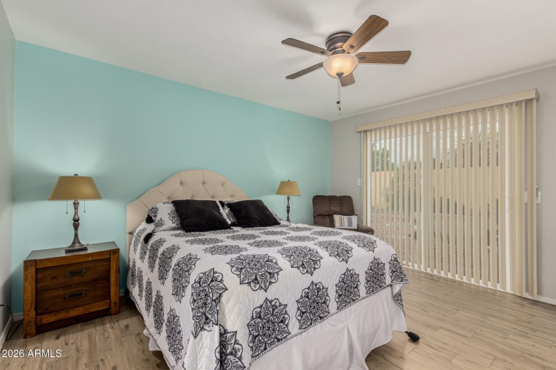 19 - Winnebago 11838