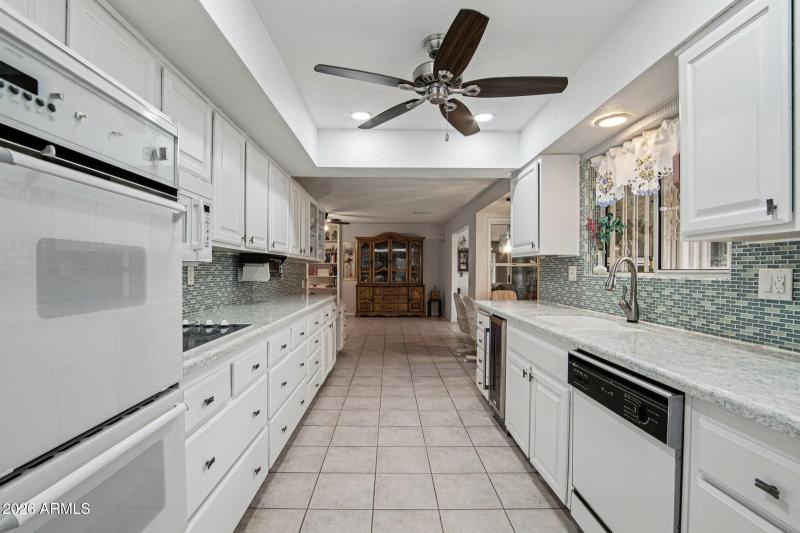 15-web-or-mls-W Mesa Verde Dr-S0901-015