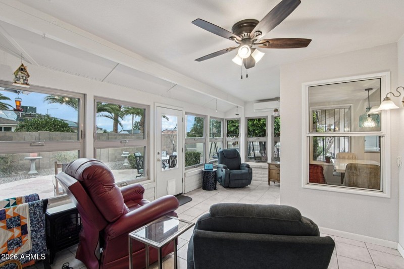 16-web-or-mls-W Mesa Verde Dr-S0901-016