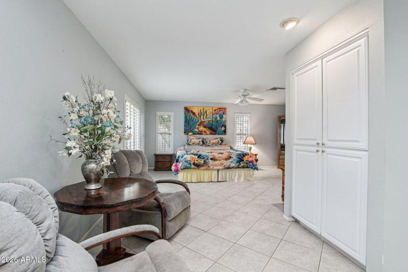 18-web-or-mls-W Mesa Verde Dr-S0901-018