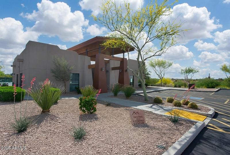 Tennis and Leisure Center