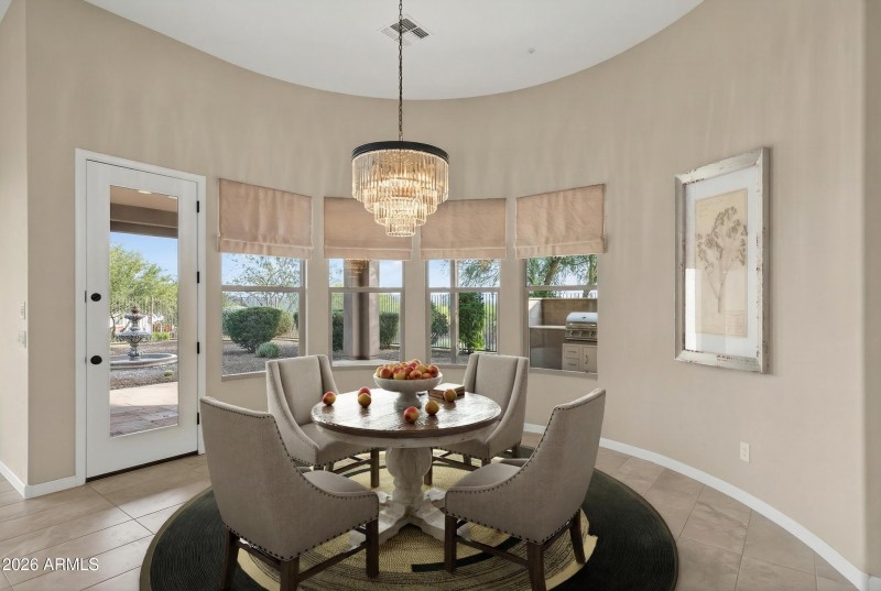 Dining Virtually Staged