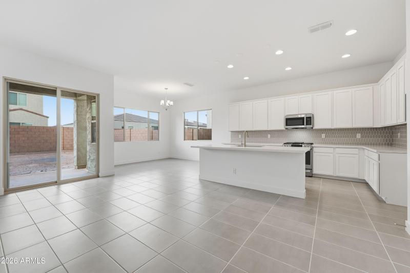 4064 E Desert Lilly Lane ~ Ready Now!