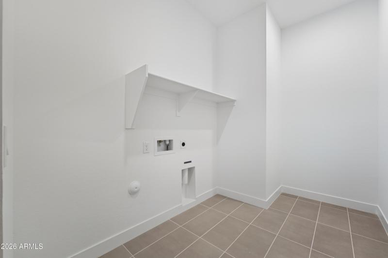 4064 E Desert Lilly Lane ~ Ready Now!