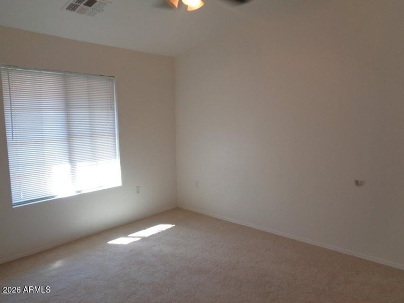 20180921220911361671000000-o