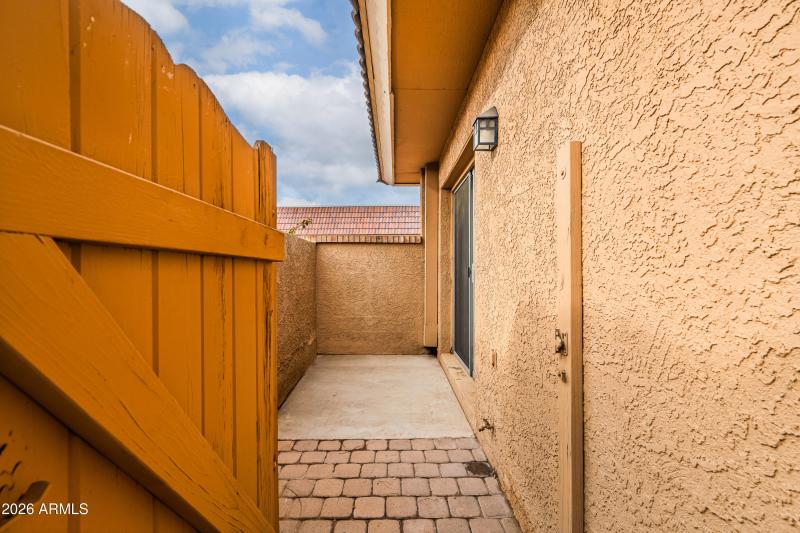 501 W Yukon Dr #4-16