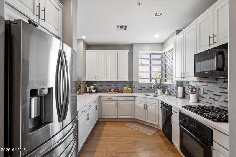 Stainless Steel & Gas Cooking