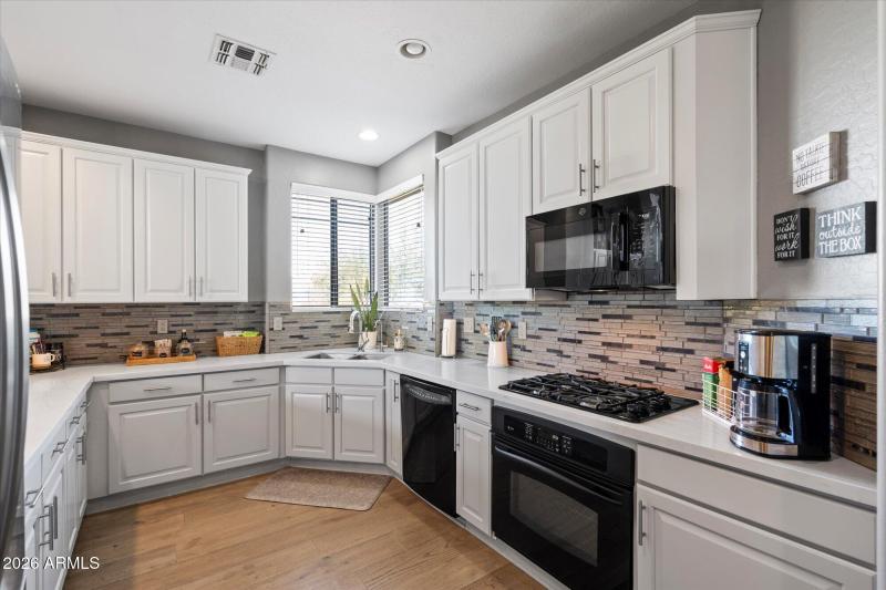 Full Kitchen Overview