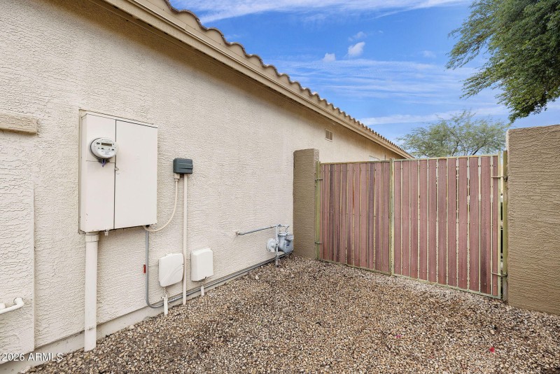 Spirit Updated RV gate