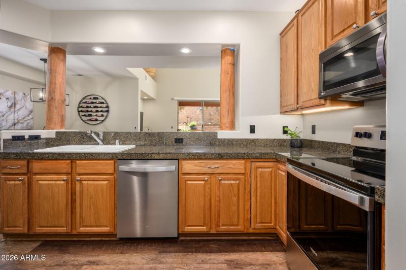 10-web-or-mls-FountainHillsBlvd705-18