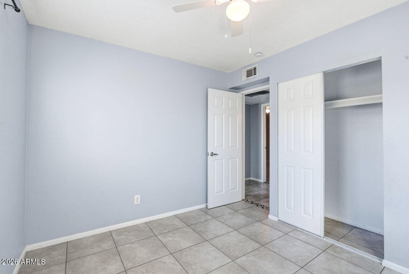 24-web-or-mls-839 W Kerry Ln Phoenix, AZ