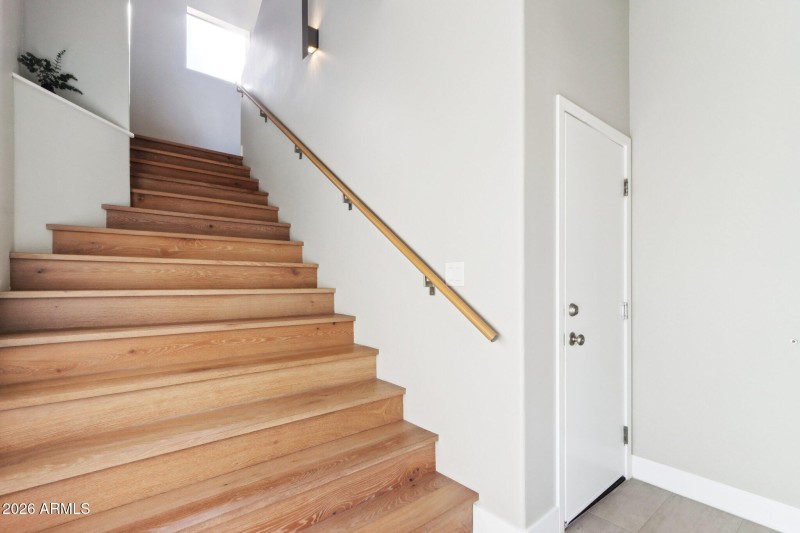 Entrance from the garage to upper level