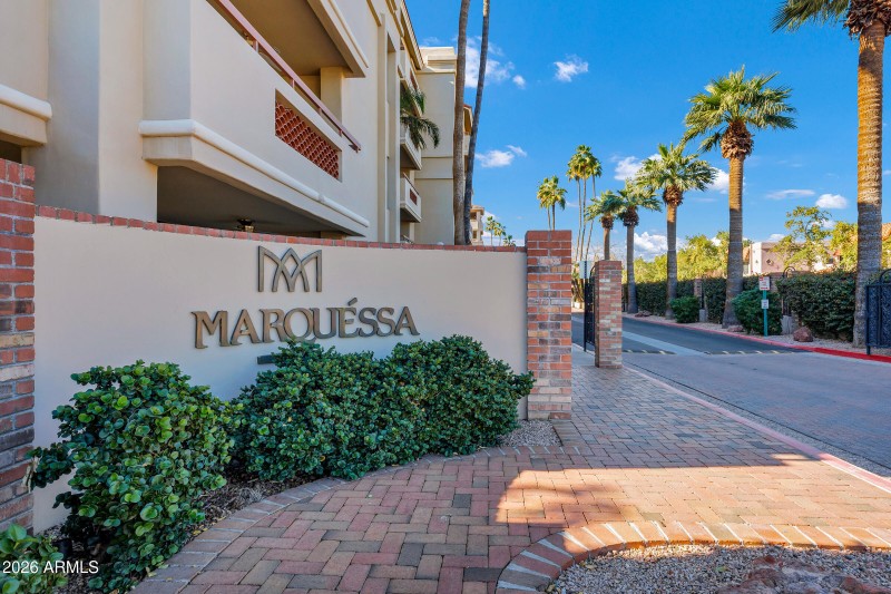 4200 N Miller Rd #321-25