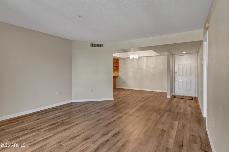 4200 N Miller Rd #321-5