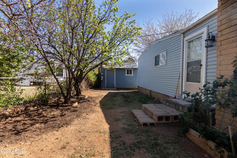 3300 E Fry Blvd 33 32 of 34