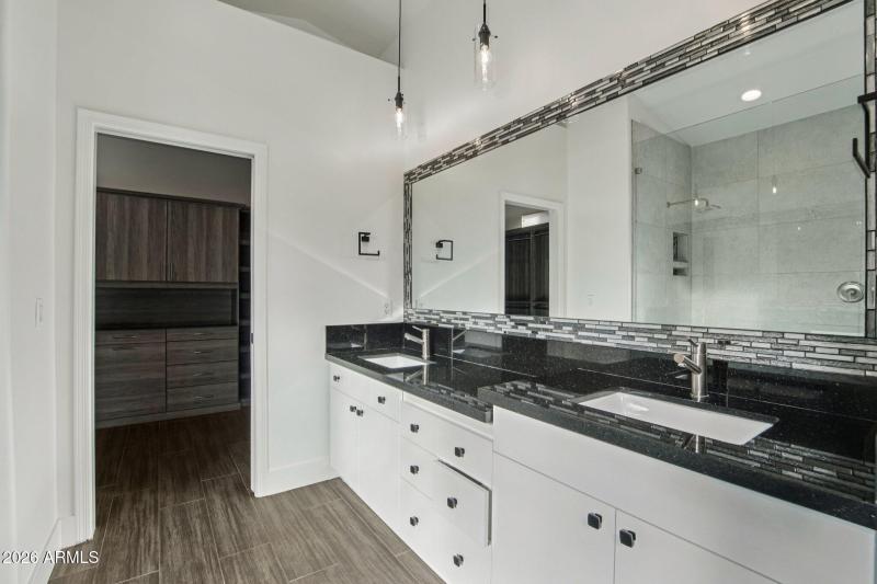 28-web-or-mls-W Firebird Dr-S1001-028