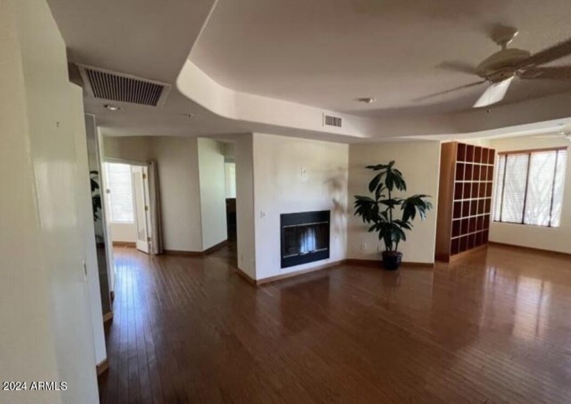 0AE46162-AD0F-45A2-B8DA-ED5FCF169122_1_1