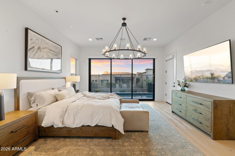 Spacious Primary Suite