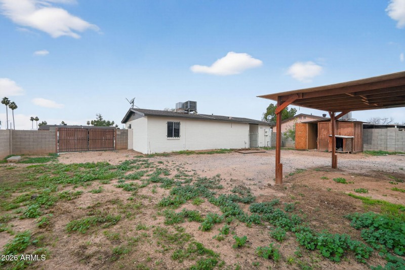 09_4127_N_74th_Ave_Phoenix_AZ_85033-Exte