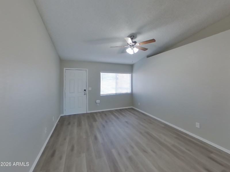 1_pc_MbBg5hiZTH_Vz9M9Auy4Y_layout_1