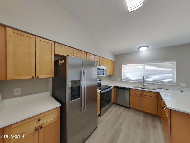 5_pc_ehHgg0wnRe_aNyXjLdXb8_layout_1