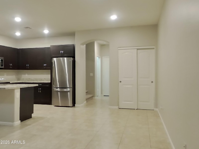 3_pc_aCAl6Ma28i_eh4pu3Jwkg_other_room_cX