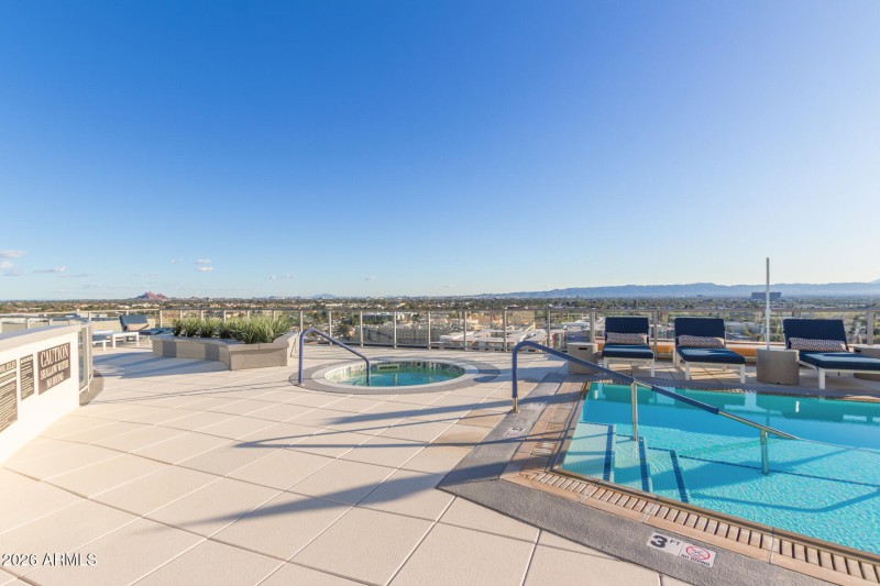 Rooftop Pool and Spa with City Views!