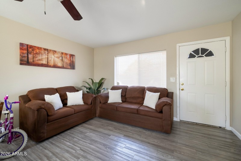 805 North Westwood - Interior (2)