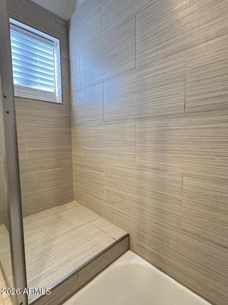 D00BE34E-A385-48FF-9540-DBA6C7F18B5D_1_1