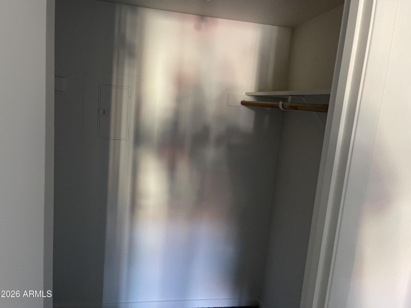 7 F118 E walkin closet