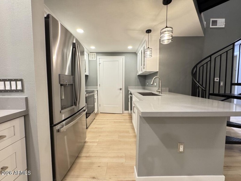 7EA5CFD8-73CC-4CA5-8E00-D53B76EA6617_1_1