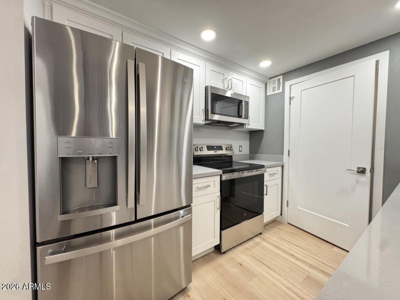 8ADCB385-BB6B-4BC8-A071-24016F3928FE_1_1