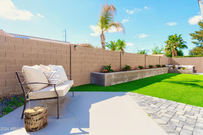 055_3207 Wescott Dr HR