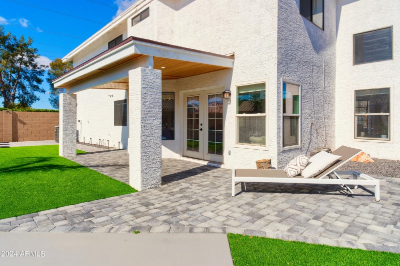 056_3207 Wescott Dr HR