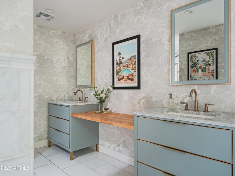 JR36 RPrice Bridgewood Beadle - 0722 WEB