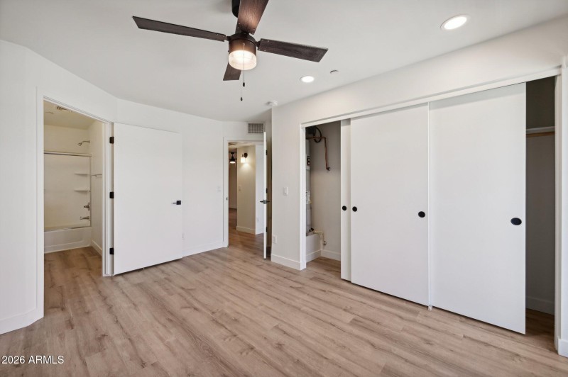 3644 E McDowell Rd-018