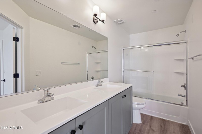 3644 E McDowell Rd-019