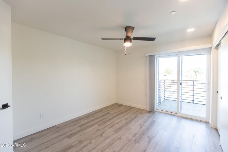 3644-e-mcdowell-rd-phoenix-az-building-p