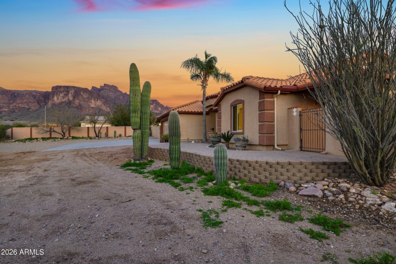 5029 E Roundup St-86