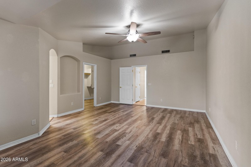 5029 E Roundup St-28