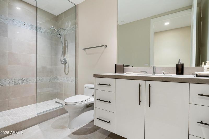 037_Guest Bathroom 2