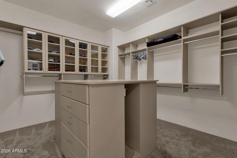 031_Walk In Closet II