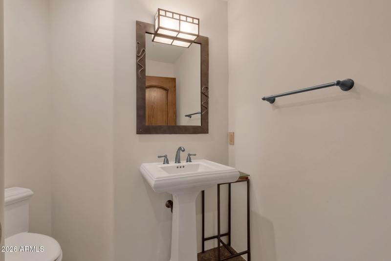 044_Lower Level Half Bathroom